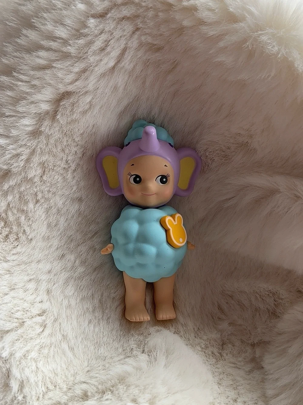 Sonny Angel bubble bath elephant